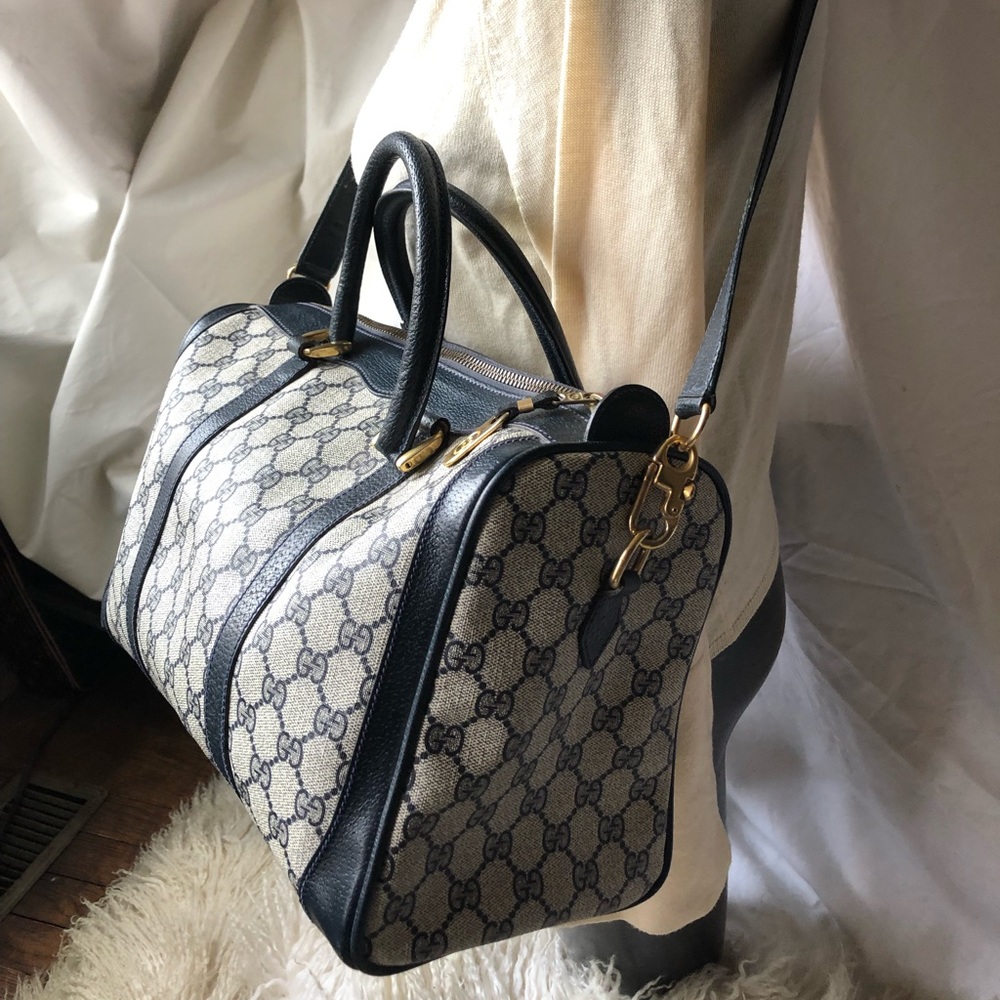 SOLD ❤️❤️❤️❤️❤️